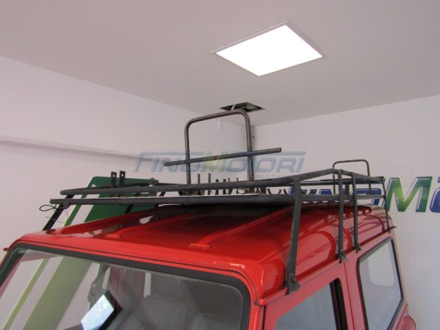 LAND ROVER Defender usata 15