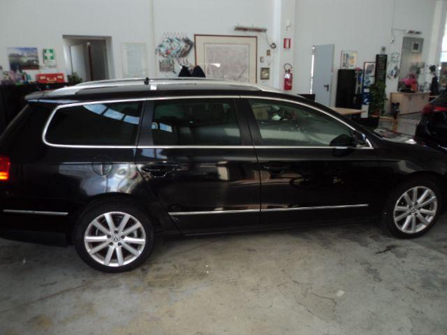 VOLKSWAGEN Passat usata, con Airbag