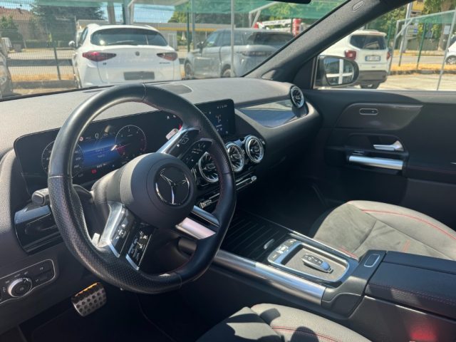 MERCEDES-BENZ GLA 200 usata, con Controllo automatico clima