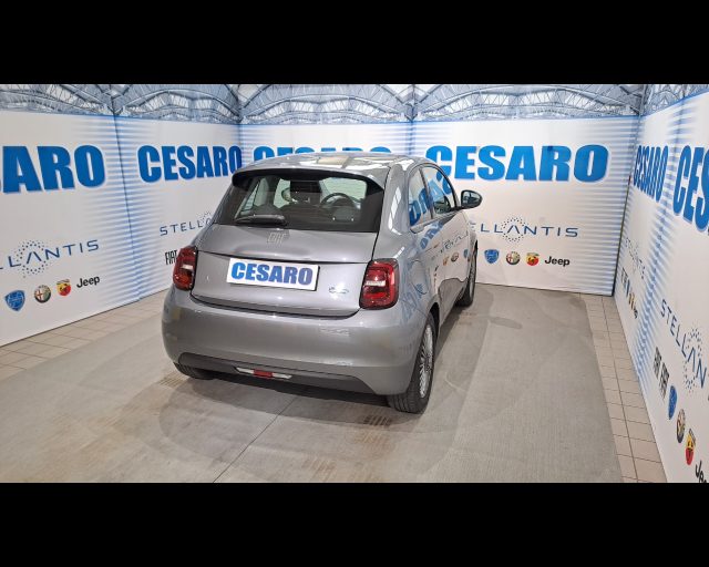 FIAT 500e usata, con Autoradio