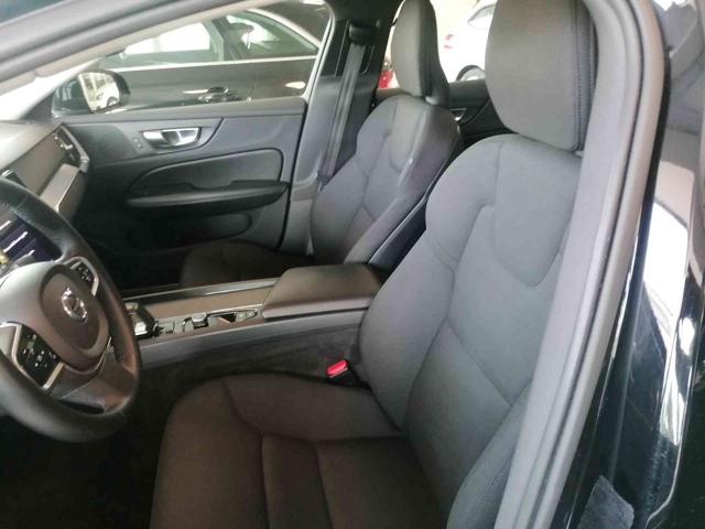 VOLVO V60 Cross Country usata 30