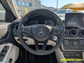 MERCEDES-BENZ GLA 220 usata, con Sistema di navigazione