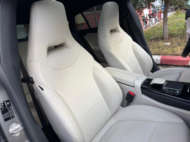 MERCEDES-BENZ CLA 200 usata, con Park Distance Control