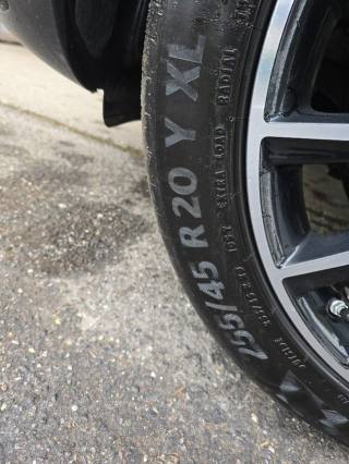 MERCEDES-BENZ GLC 220 usata, con Fari LED