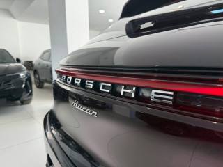 PORSCHE Macan usata, con Controllo automatico clima