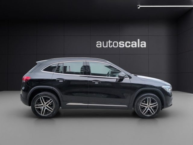 MERCEDES-BENZ GLA 200 usata, con Boardcomputer