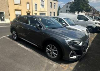 AUDI Q3 35 TDI S tronic S line edition