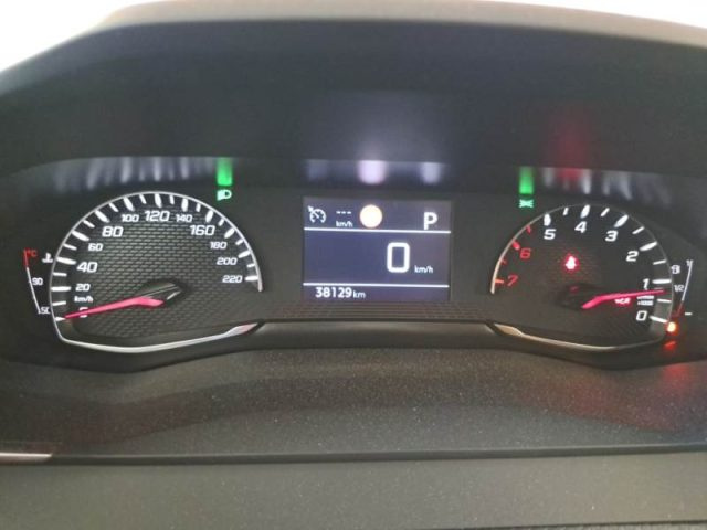 PEUGEOT 2008 usata, con Airbag Passeggero