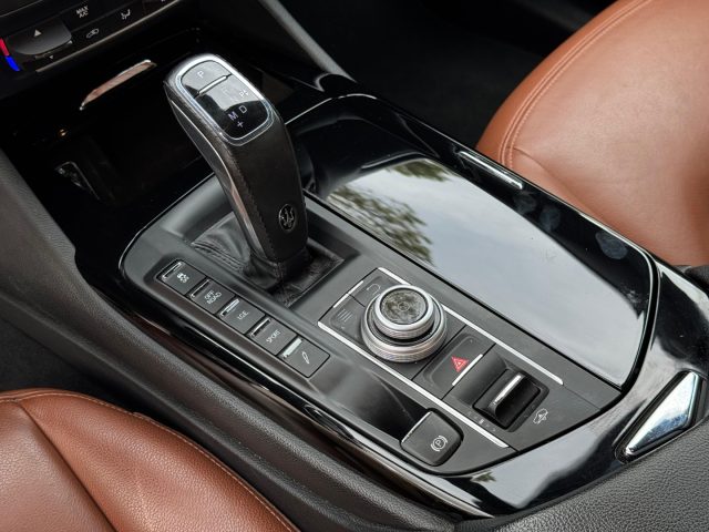 MASERATI Levante usata, con Fendinebbia
