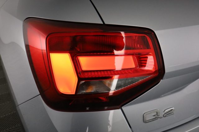 AUDI Q2 usata 9