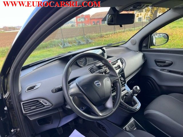 LANCIA Ypsilon usata 10