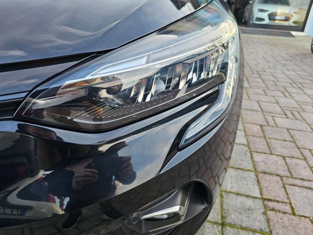RENAULT Clio usata, con Luci diurne LED