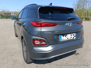 HYUNDAI Kona usata, con Airbag