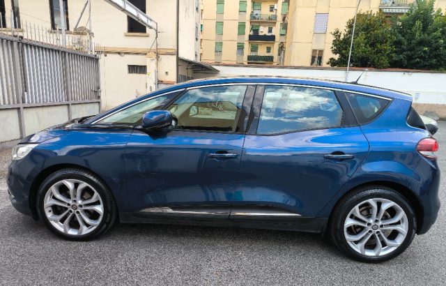 RENAULT Scenic usata, con Airbag Passeggero