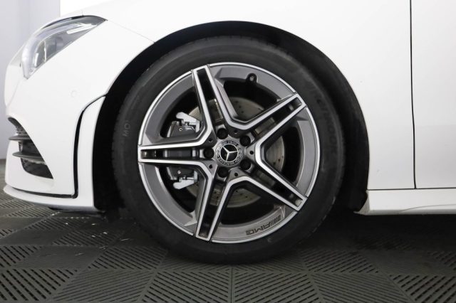 MERCEDES-BENZ CLA usata 8