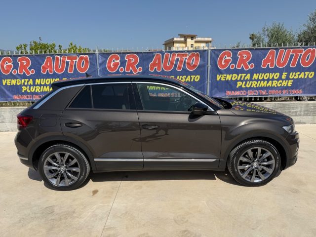 VOLKSWAGEN T-Roc usata, con Autoradio