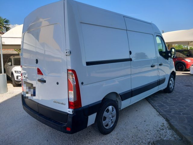 OPEL Movano usata, con Airbag