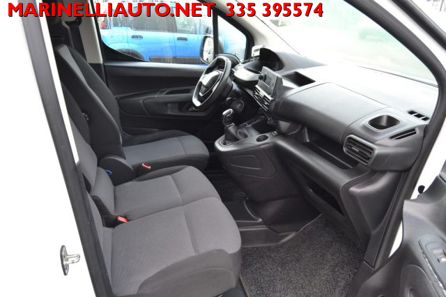 PEUGEOT Partner usata, con Sensori di parcheggio posteriori