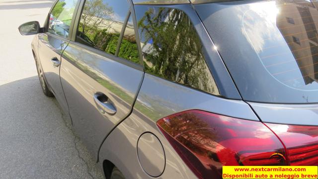 HYUNDAI i20 usata, con Telecamera per parcheggio assistito