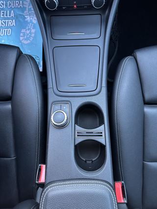 MERCEDES-BENZ GLA 200 usata, con Cronologia tagliandi