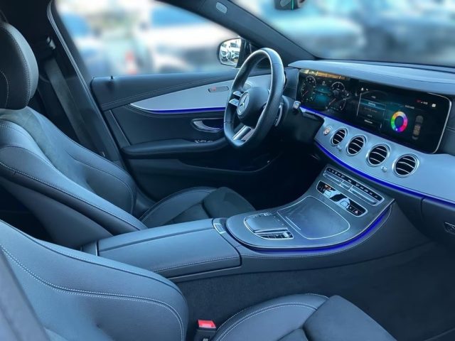 MERCEDES-BENZ E 220 usata, con Regolazione elettrica sedili