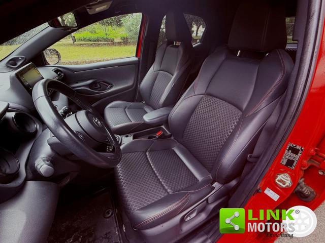 TOYOTA Yaris usata, con Telecamera per parcheggio assistito