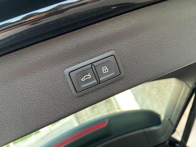 AUDI Q3 usata, con Volante in pelle