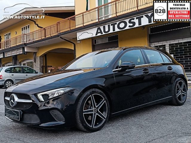 MERCEDES-BENZ A 180 usata, con Interni in pelle