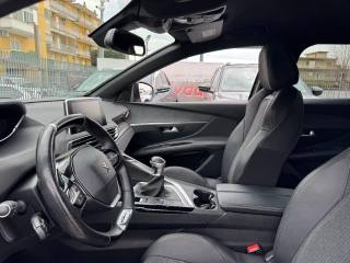 PEUGEOT 3008 usata, con Fari Xenon