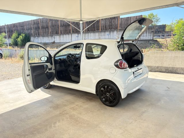 TOYOTA Aygo usata 27