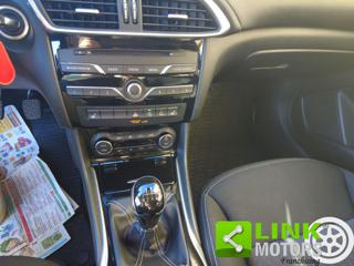 INFINITI Q30 usata, con Alzacristalli elettrici