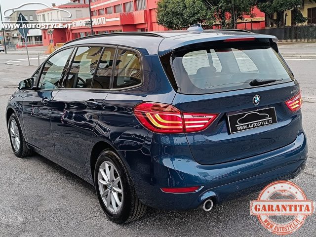 BMW 216 usata, con Hill holder