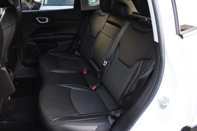 JEEP Compass usata, con Autoradio