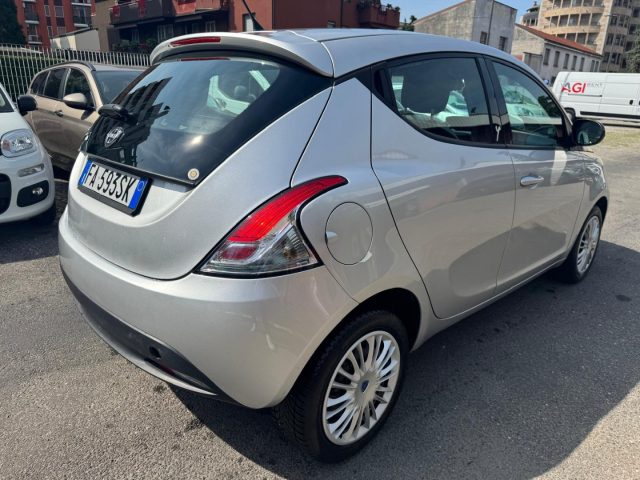 LANCIA Ypsilon usata, con Chiusura centralizzata