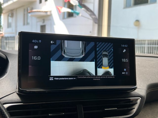 PEUGEOT 3008 usata, con Volante multifunzione