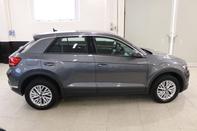 VOLKSWAGEN T-Roc usata, con Autoradio