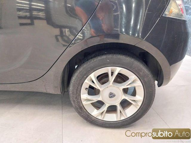 LANCIA Ypsilon usata, con Specchietti laterali elettrici