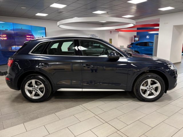AUDI Q5 usata, con Volante in pelle
