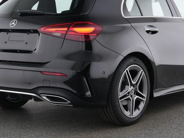 MERCEDES-BENZ A 180 usata, con Alzacristalli elettrici