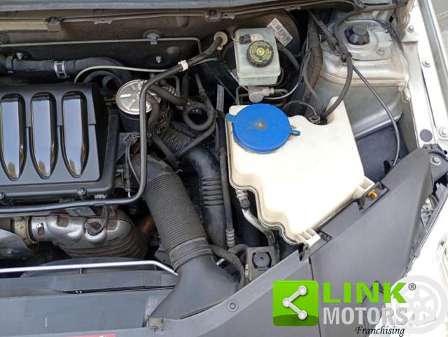 MERCEDES-BENZ B 180 usata, con Chiusura centralizzata