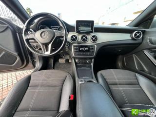 MERCEDES-BENZ CLA 220 usata, con Fendinebbia
