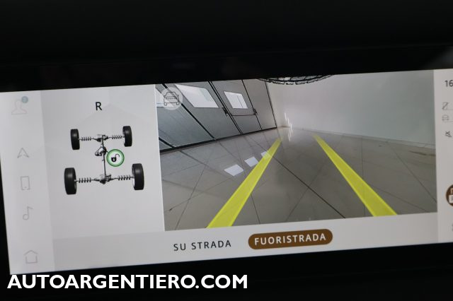 LAND ROVER Defender usata, con Limitatore di velocità