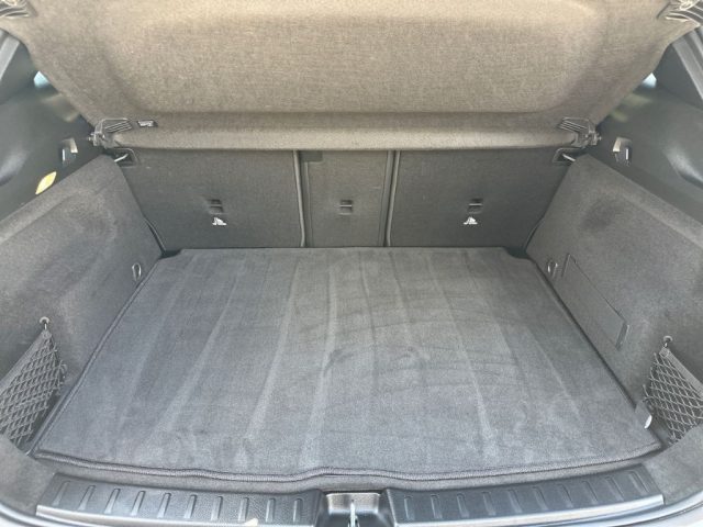MERCEDES-BENZ GLA 200 usata, con Climatizzatore