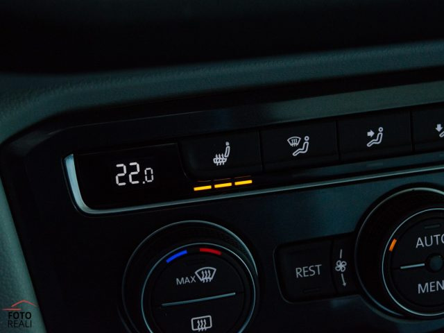 VOLKSWAGEN Tiguan Allspace usata, con Specchietti laterali elettrici