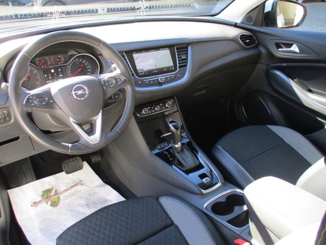 OPEL Grandland X usata, con Sedile posteriore sdoppiato