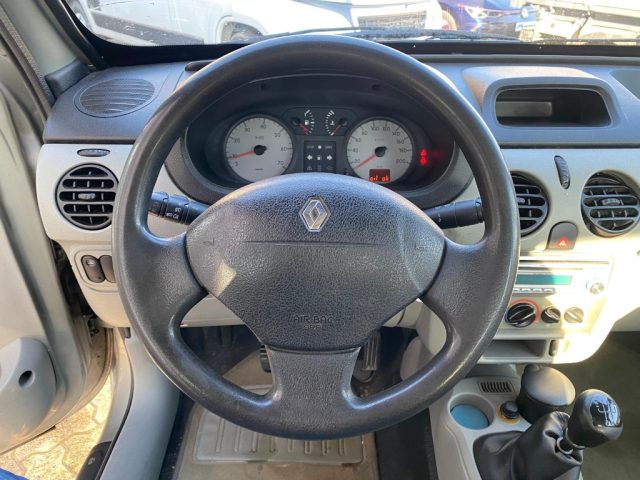 RENAULT Kangoo usata 11
