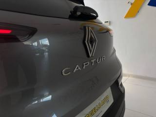RENAULT Captur usata, con Volante multifunzione