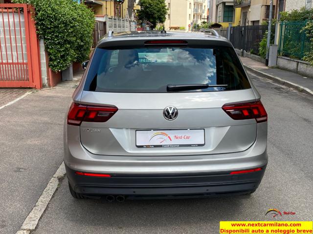 VOLKSWAGEN Tiguan usata, con Autoradio