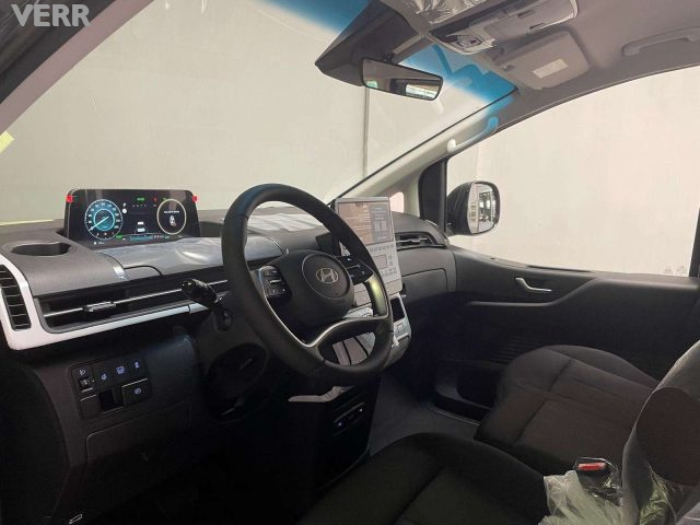 HYUNDAI Staria usata, con Controllo trazione