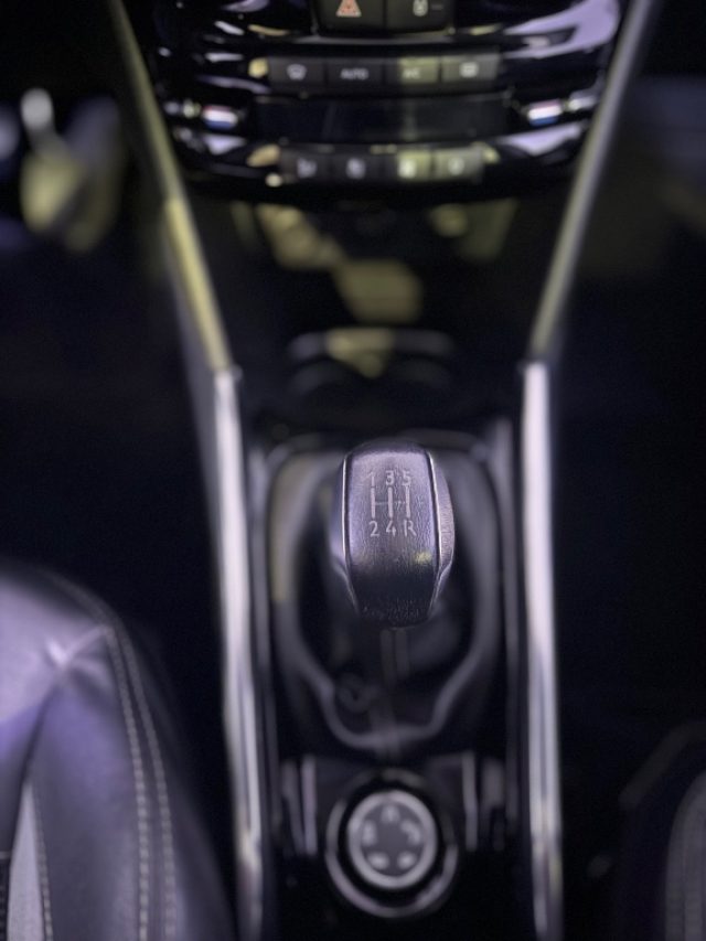 PEUGEOT 2008 usata 15